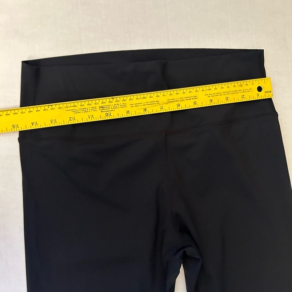 ZYIA Active wear Black Brilliant 7/8 Legging in high rise Sz-14/16. M8 - Picture 10 of 12